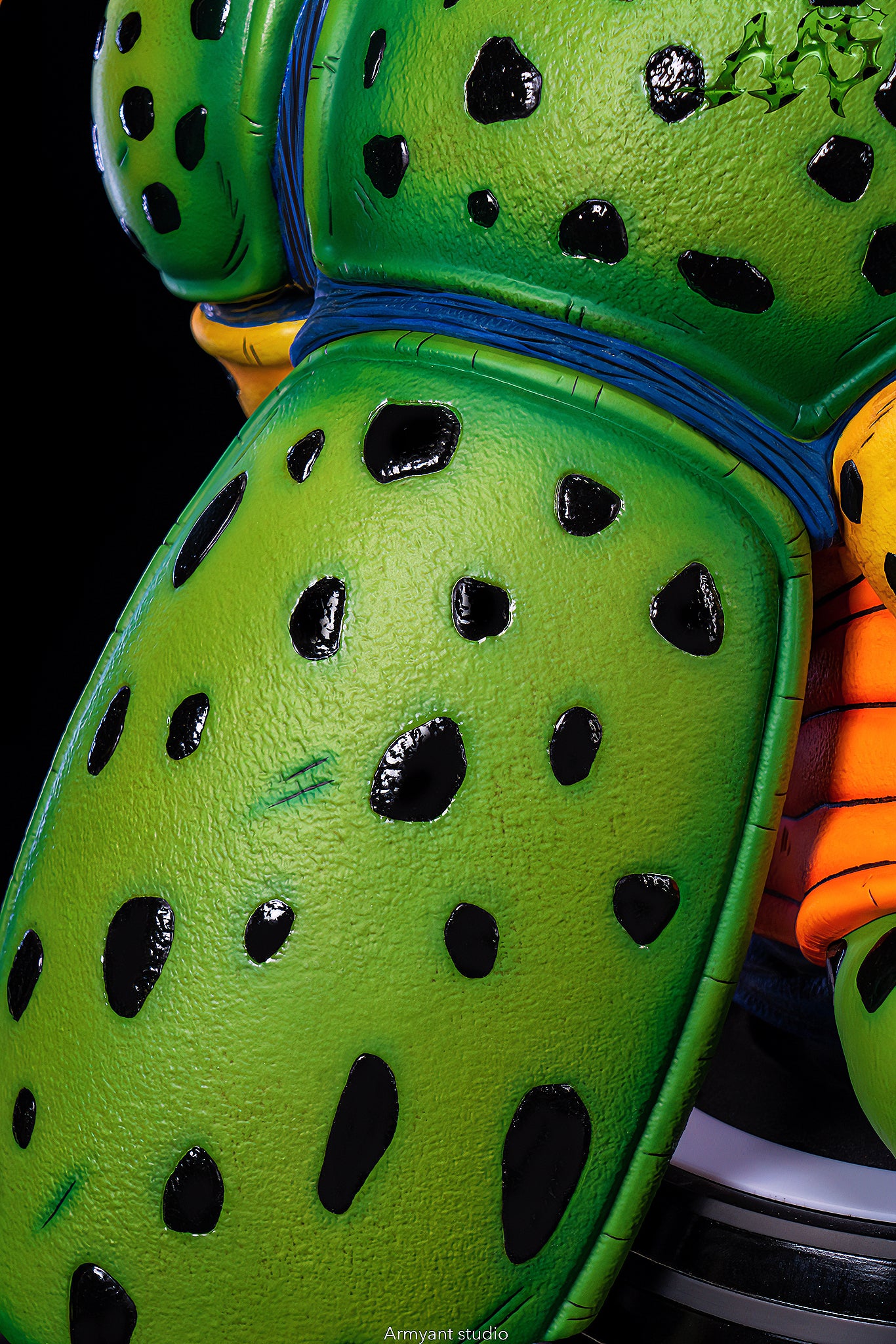 Dragon Ball ArmyAnt Studio First Form Cell Life Size Bust Resin Statue - Image 8