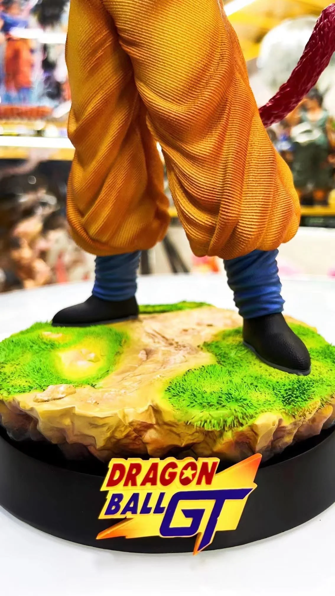 Dragon Ball ArmyAnt Studio Goku SSJ4 Resin Statue - Image 9