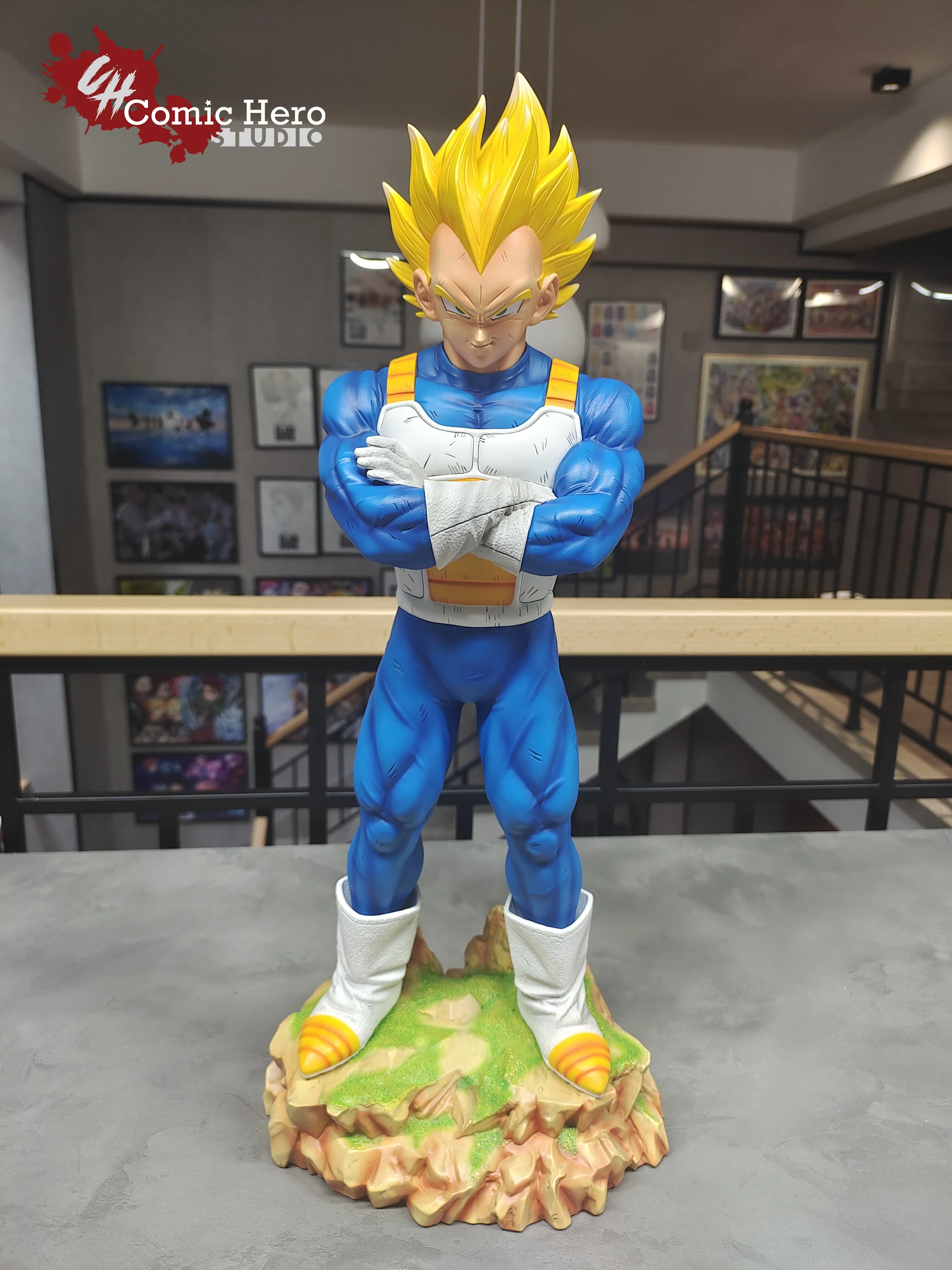 Dragon Ball Comic Hero Studio Armor Vegeta SSJ Resin Statue - Image 3