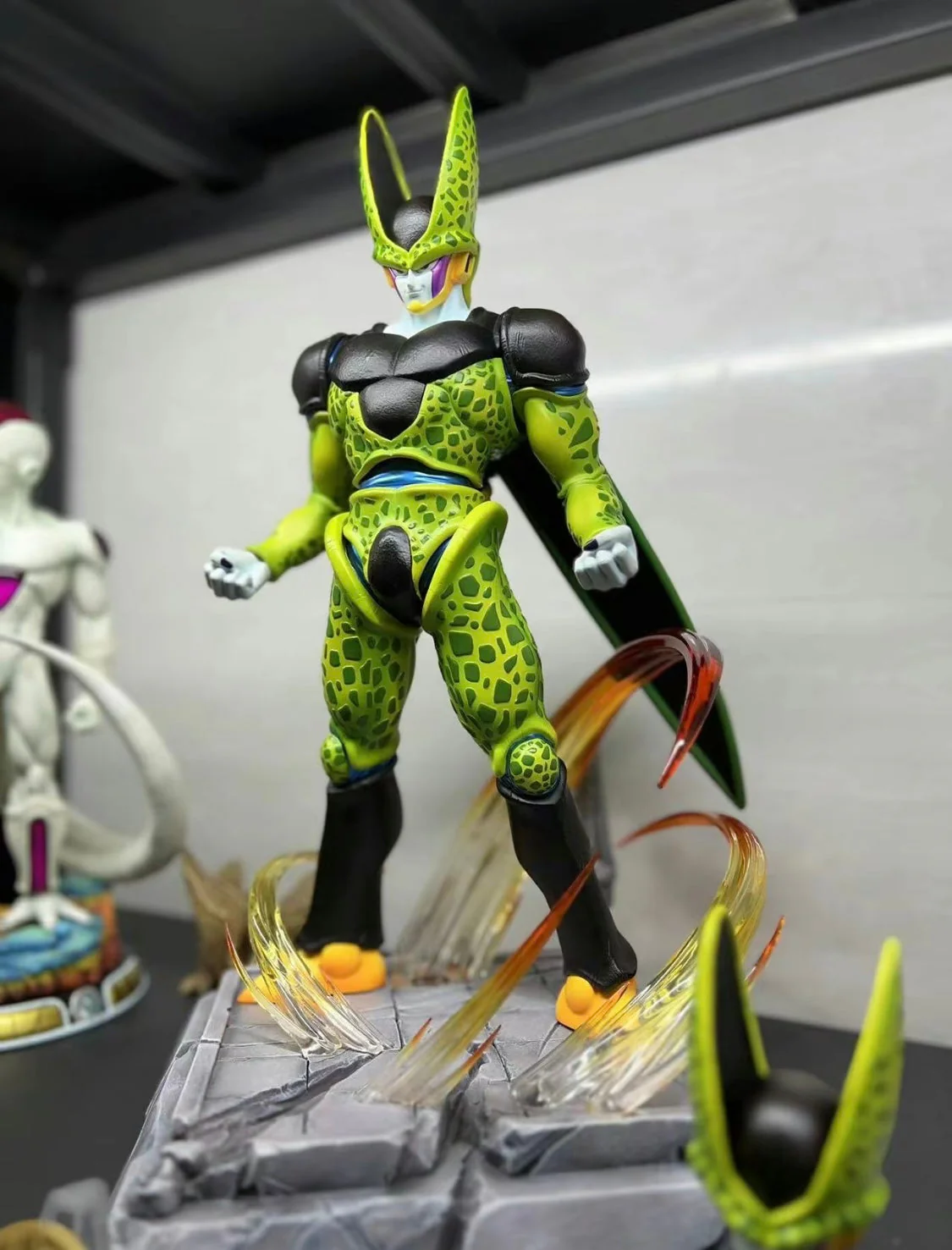 Dragon Ball CPR Studio Perfect Cell Resin Statue - Image 5