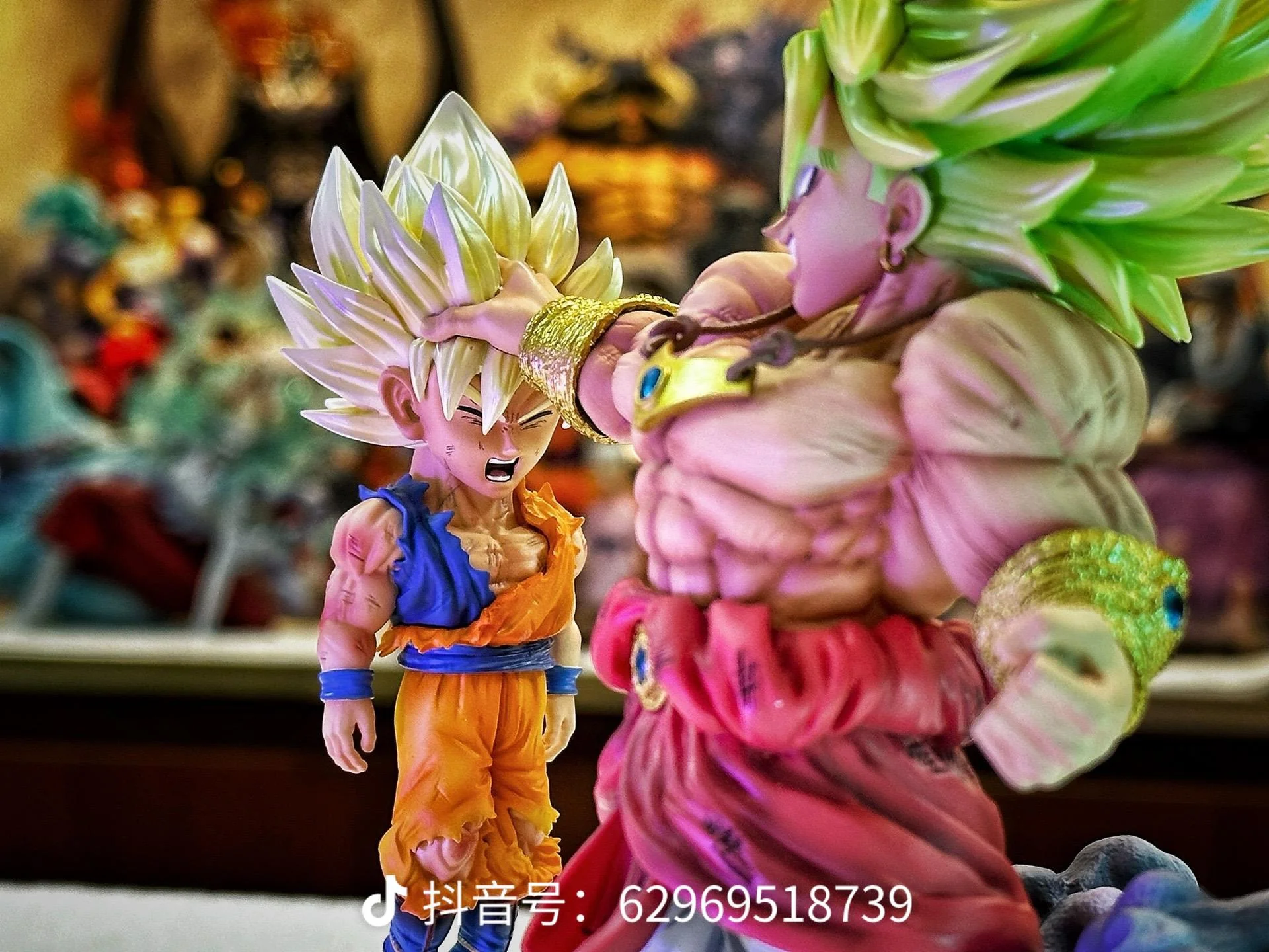 Dragon Ball League Studio Legendary Broly VS Goku Resin Statue - Image 7