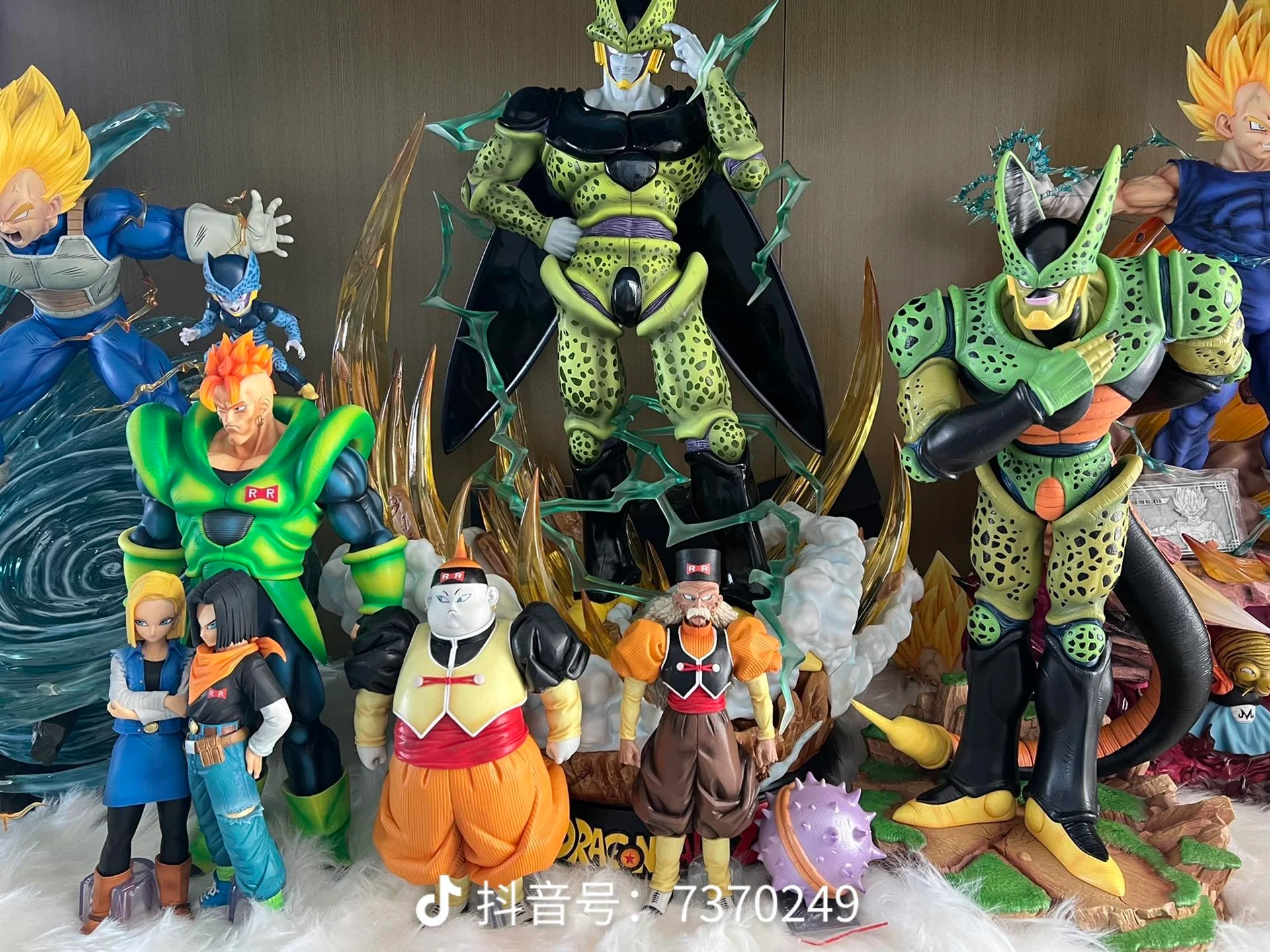 Dragon Ball WS Studio Cell 2nd Form Resin Statue - Image 10