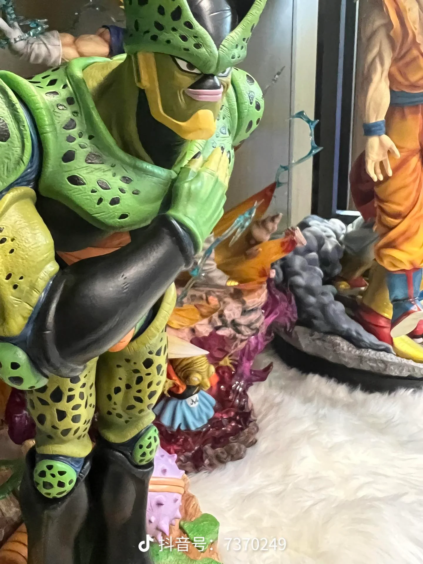Dragon Ball WS Studio Cell 2nd Form Resin Statue - Image 5
