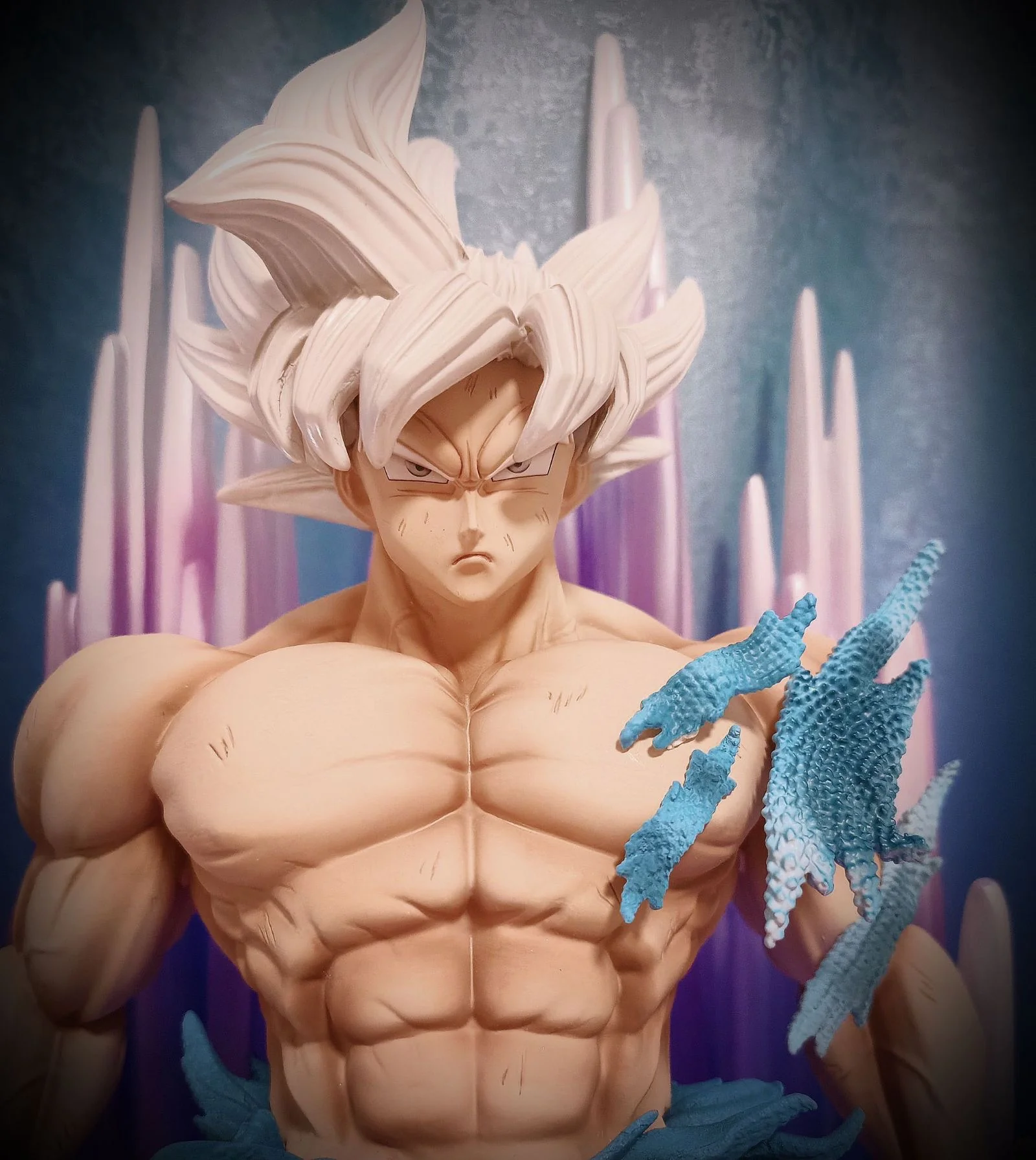 Dragon Ball ZBC Studio Goku Ultra Instinct Resin Statue - Image 12