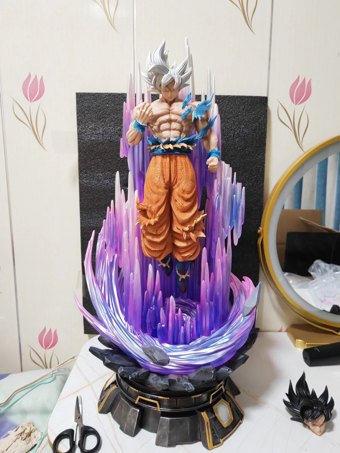 Dragon Ball ZBC Studio Goku Ultra Instinct Resin Statue - Image 13