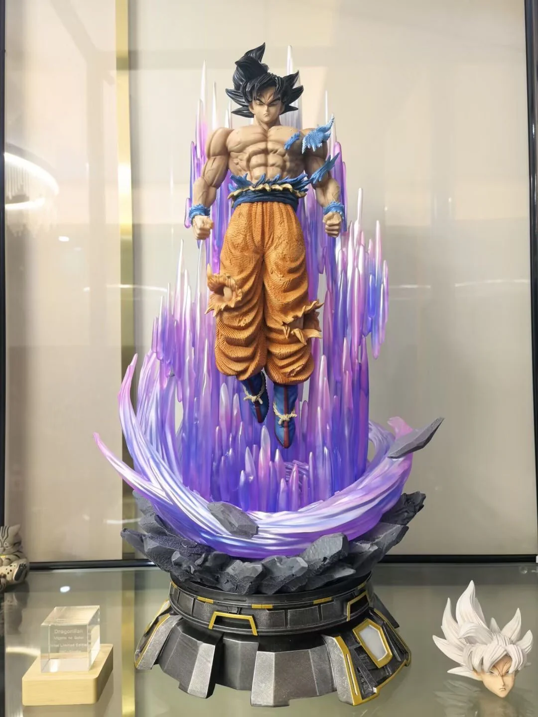 Dragon Ball ZBC Studio Goku Ultra Instinct Resin Statue - Image 18