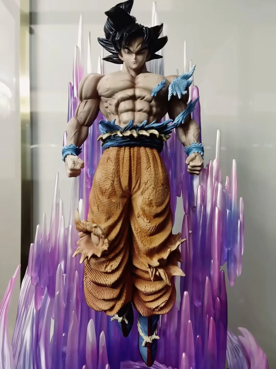 Dragon Ball ZBC Studio Goku Ultra Instinct Resin Statue - Image 26