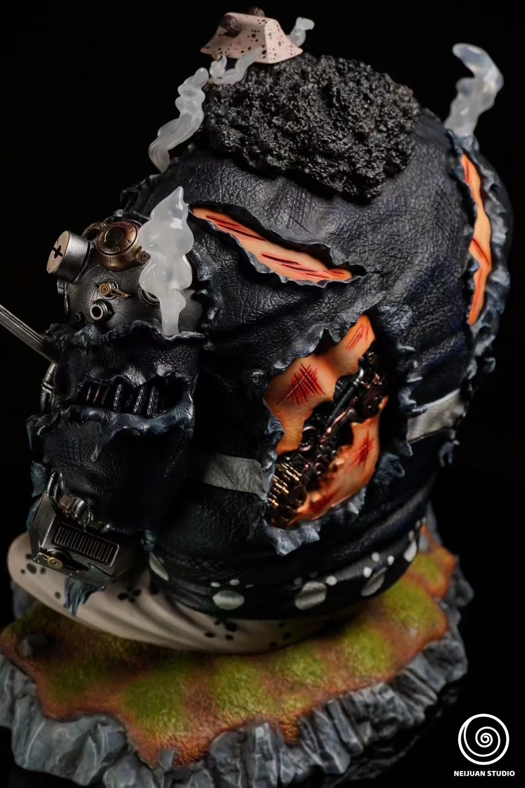 One Piece NEIJUAN Studio Battle Damaged Bartholomew Kuma Resin Statue - Image 6