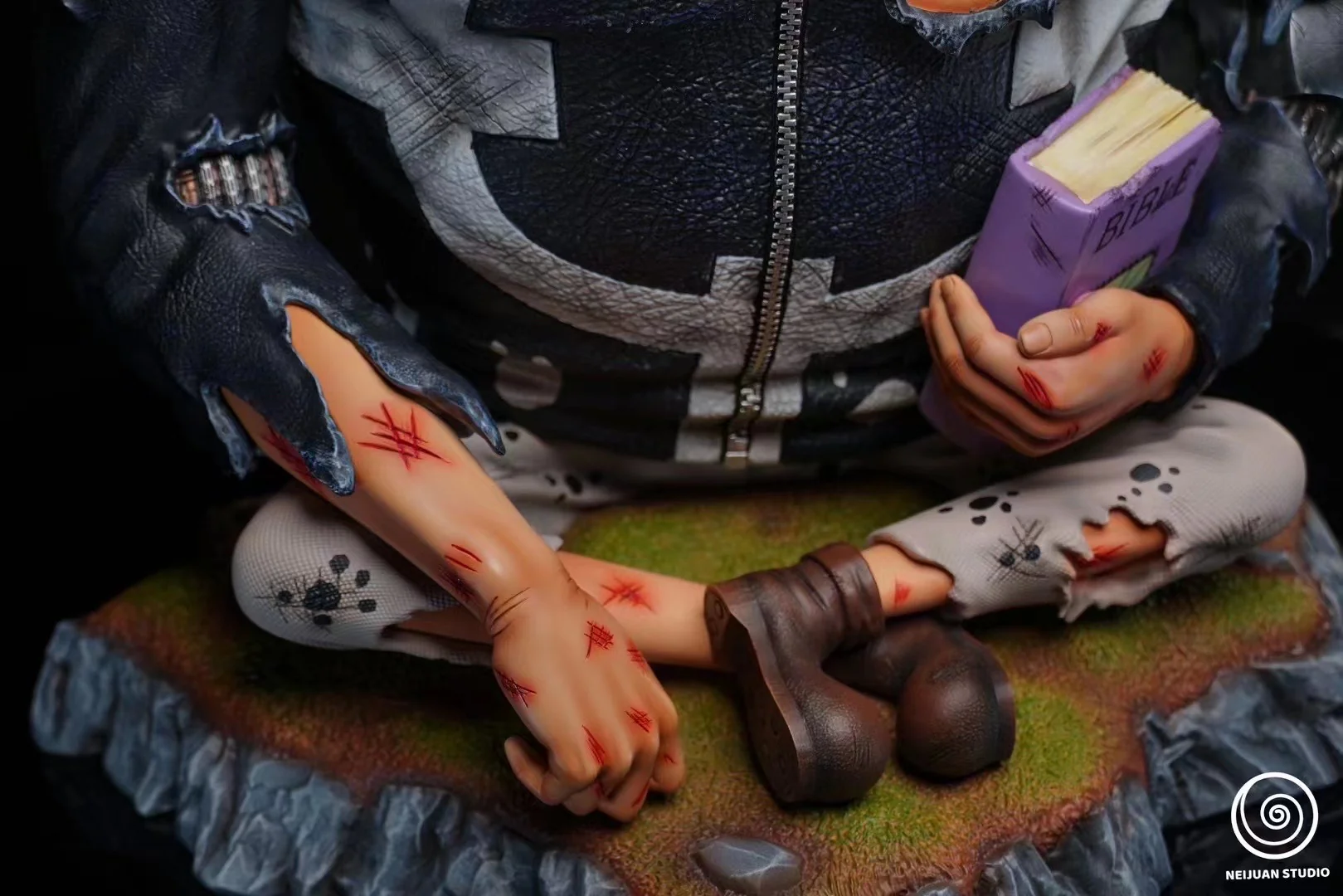 One Piece NEIJUAN Studio Battle Damaged Bartholomew Kuma Resin Statue - Image 7