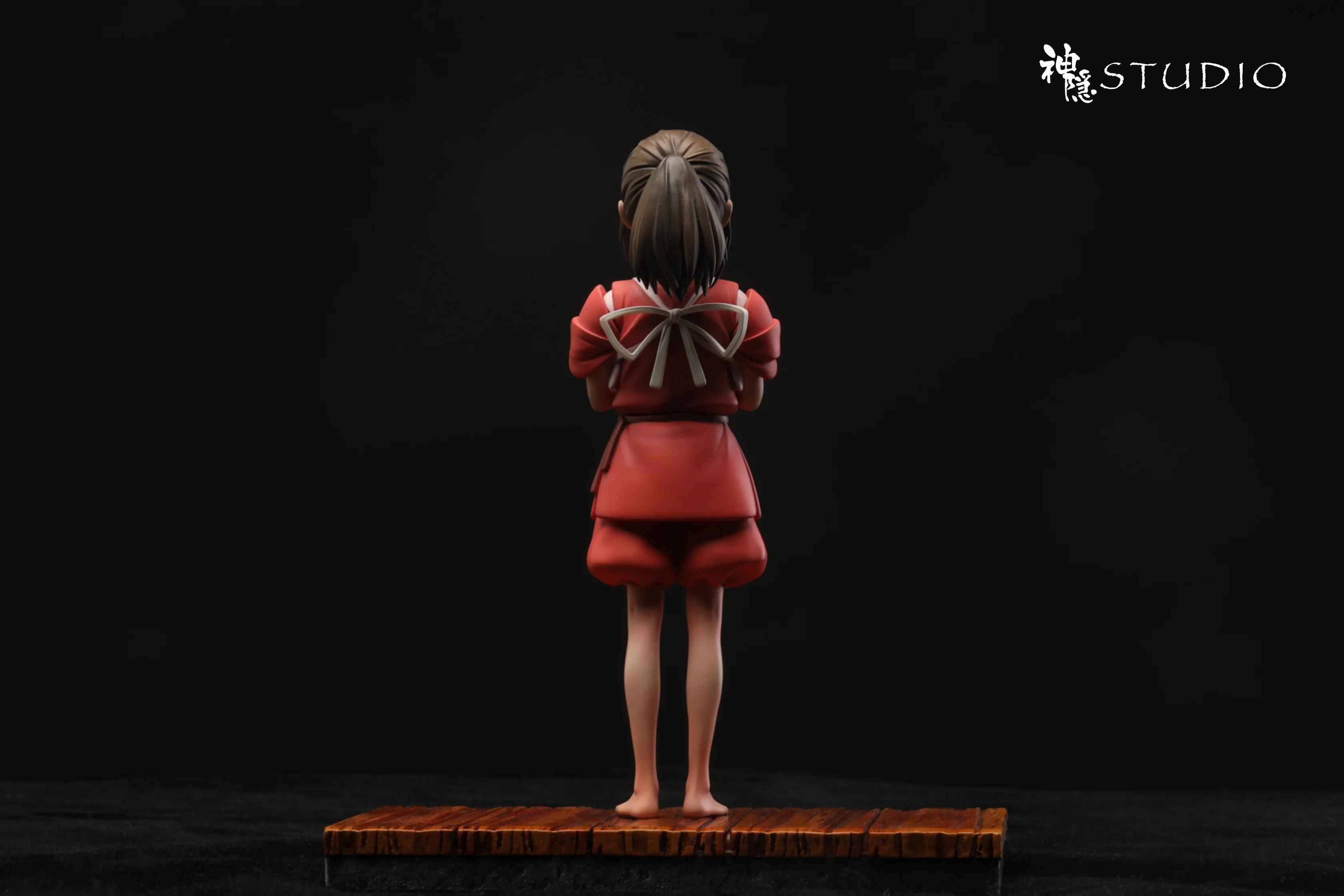 Spirited Away ShenYin Studio Chihiro & No Face Resin Statue - Image 12